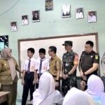 Makan Bergizi Gratis: Wujud Kepedulian Pemerintah Daerah untuk Siswa UPT SMP Negeri 2 Pringsewu